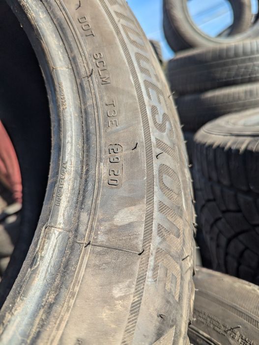 215/55R17 Bridgestone Blizzak LM 001