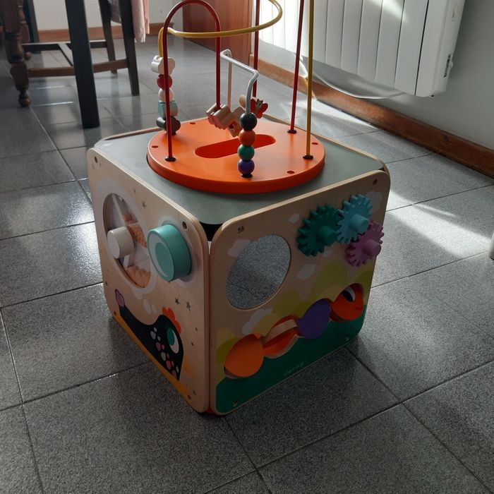 Cubo actividades  e Looping Janod 18+