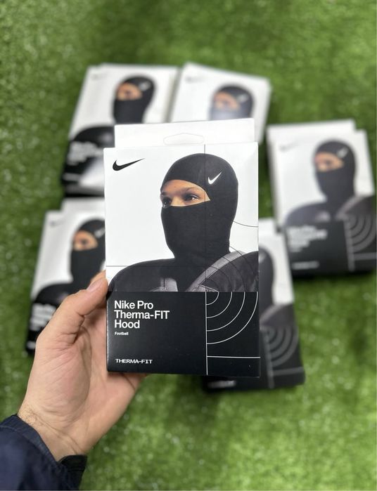Балаклава Nike Pro Hyperwarm Ski Mask