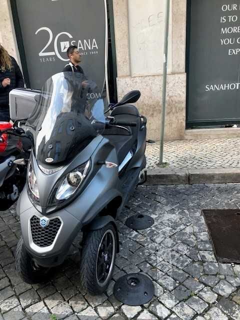 MP3 300 Piaggio 2015