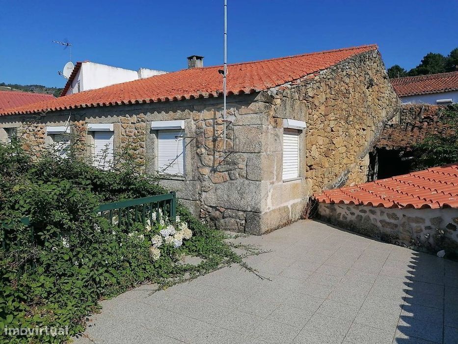 Moradia T2 para venda