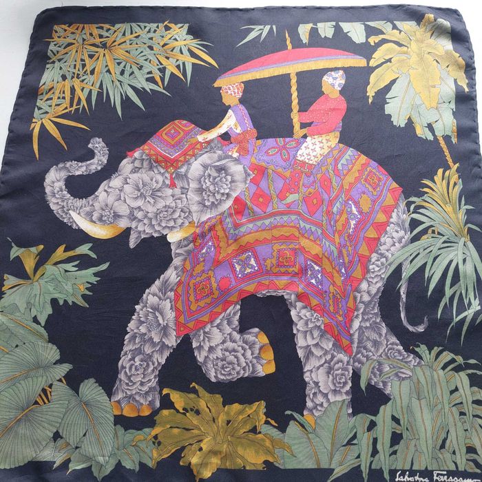 Apaszka Salvatore Ferragamo