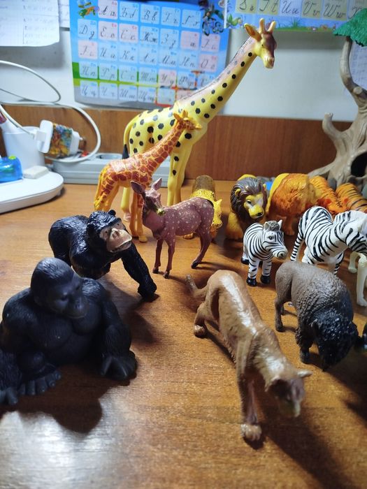 Дикі тварини, фігурки
