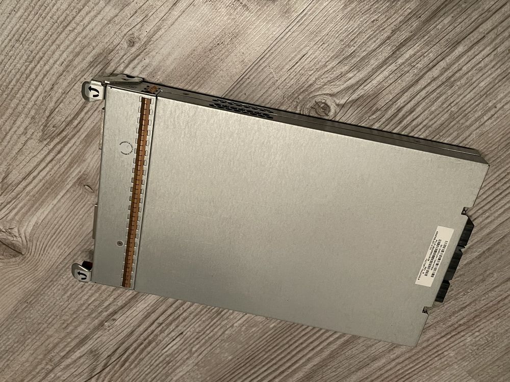 Kontroler macierzy SAS HP AW592B ( G3 ) ( serwer )