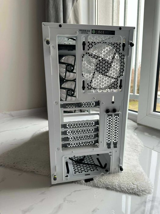 Obudowa Corsair 4000D Biała