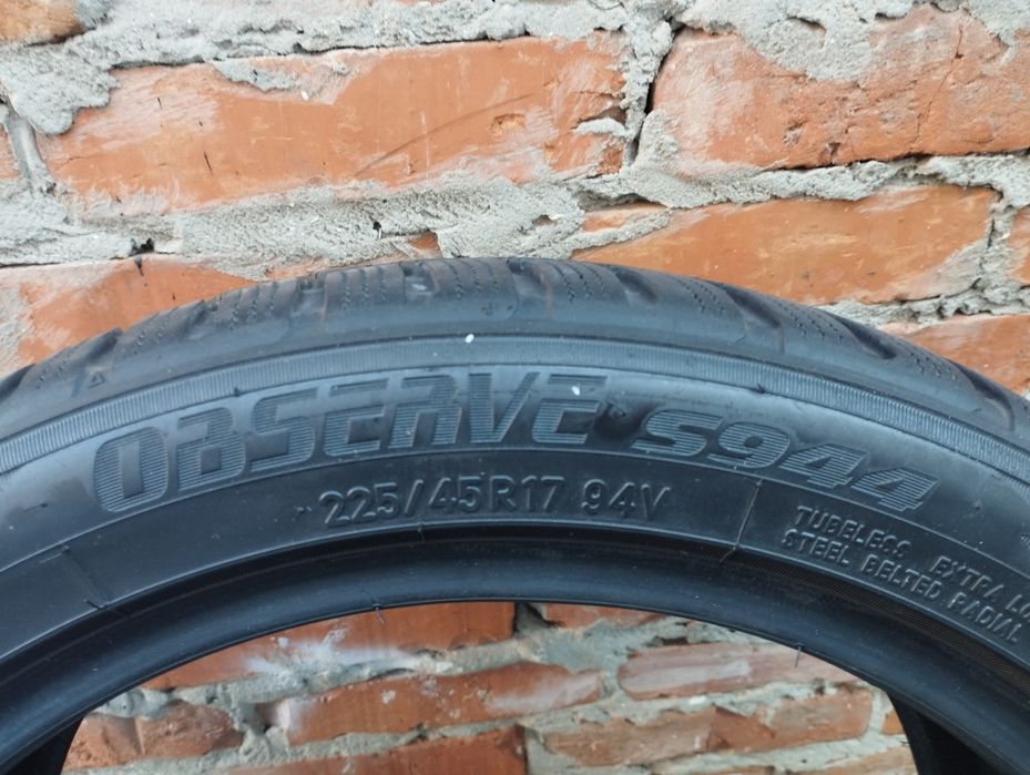 Зимові шини Toyo 225/45 R17