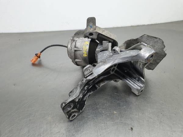 Apoio do motor AUDI A6 Avant (4G5, 4GD, C7)