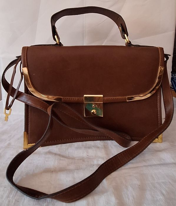 Mala de pele castanha com 3 bolsas ada gatti