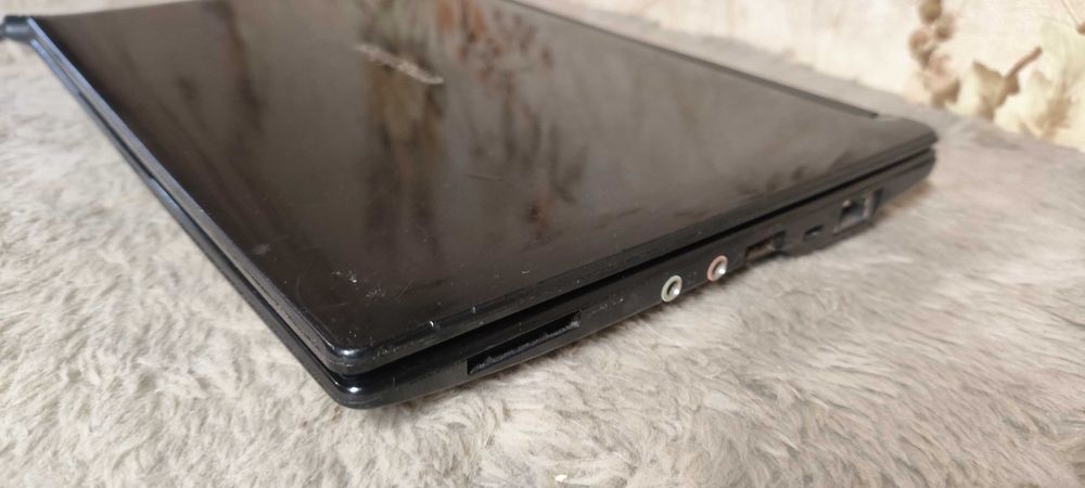 Продам Ноутбук Acer eMachines 355 (нетбук) pav70