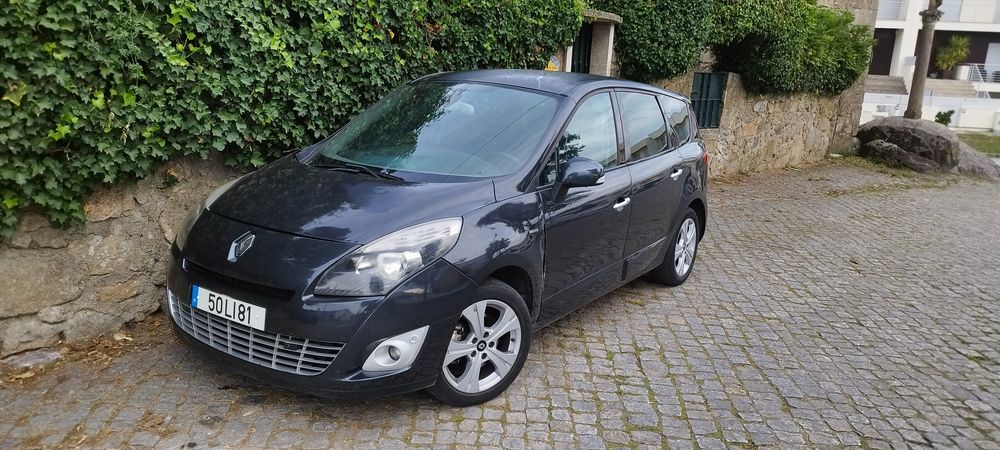 Renault Scenic 2011