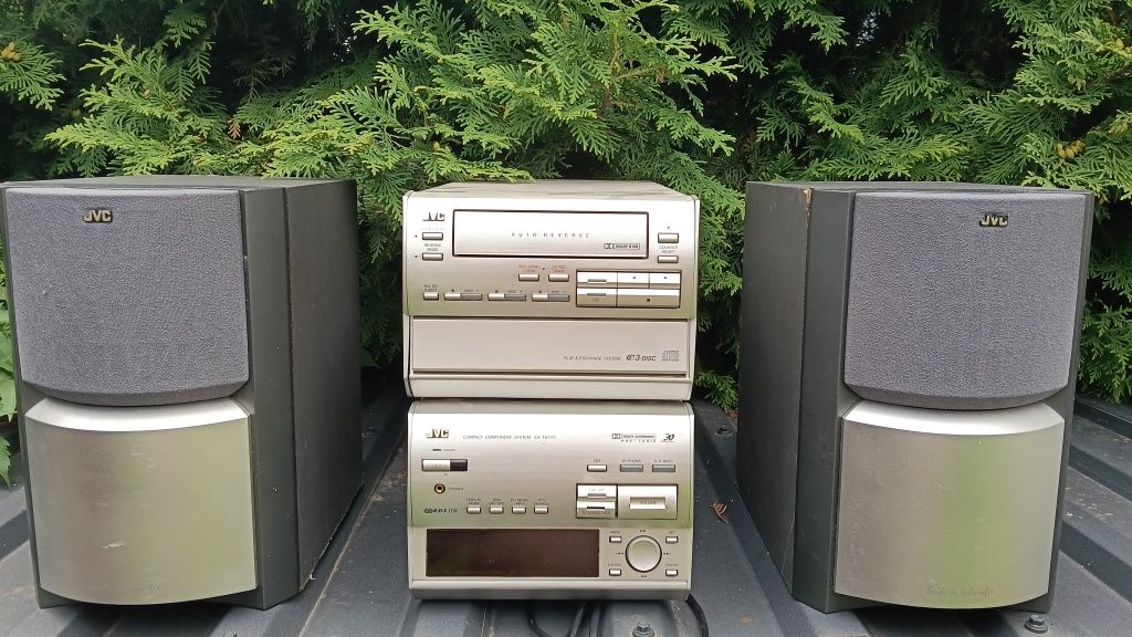 Sprzedam wieże jvc ex-dt77r