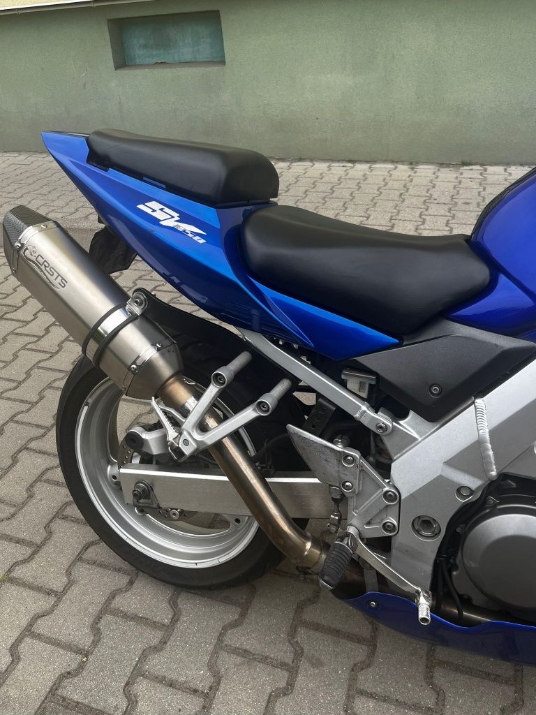 SV650 N 2005 | zarejestrowana na A2 | nowe sprzęgło i rozrząd