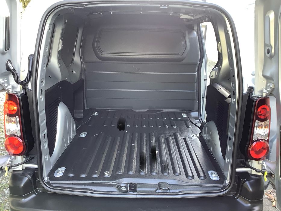 Berlingo 1.6 HDI 100 CV Cinza Prata 2017 Impecável