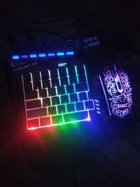 Игровая клавиатура с мышкой UKC 7768, проводная с RGB-подсветкой 7768