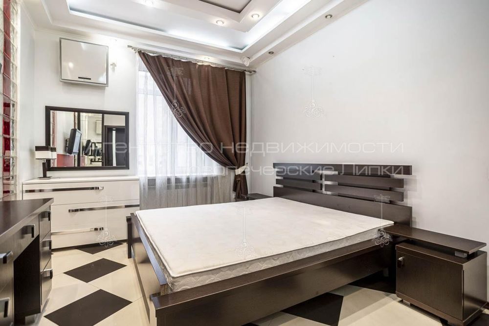 Продам квартиру исторический центр 86 м2 Велика Васильківська 20