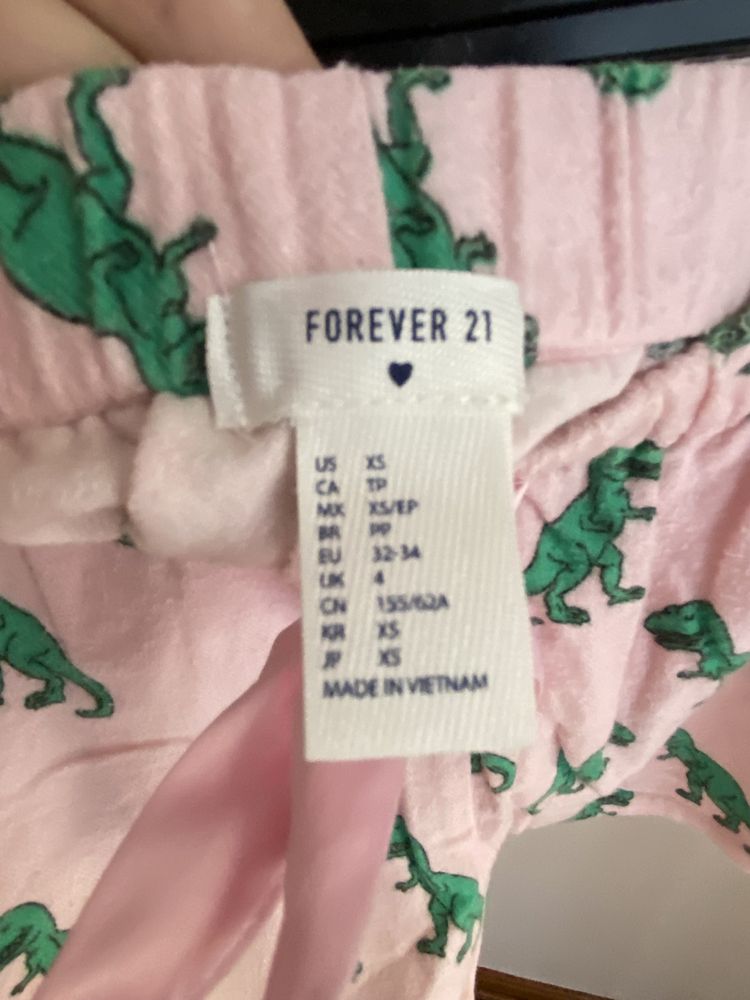 Calções Forever 21