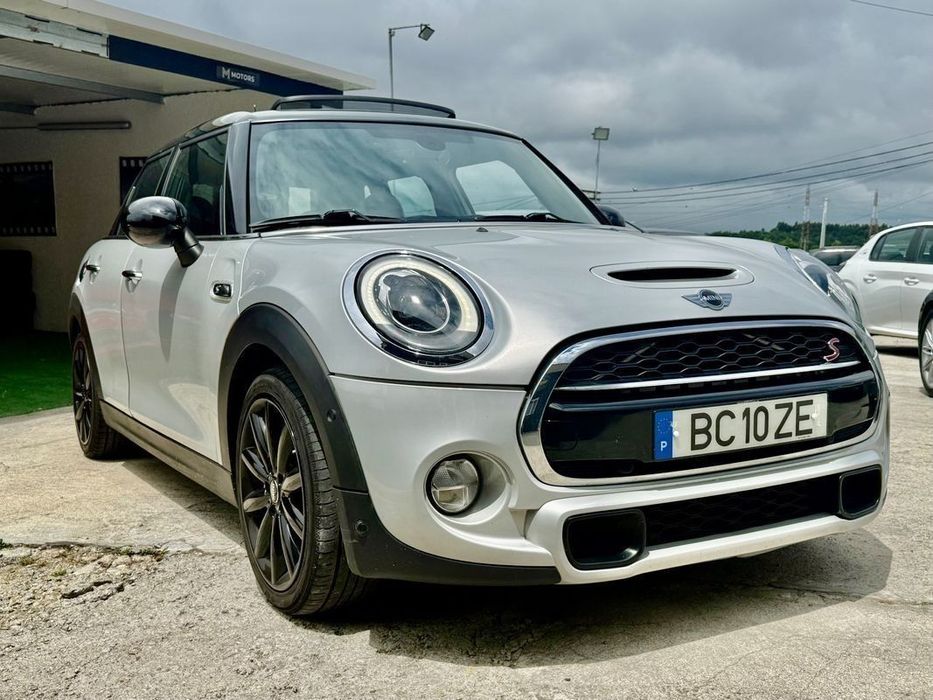 MINI 5 Portas Cooper SD Auto Desportiva