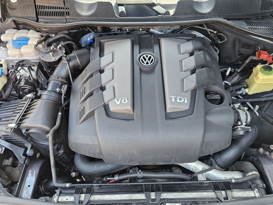 Запчастини Запчасти Разборка Двигатель VW Touareg  NF 2012 CRC Туарег