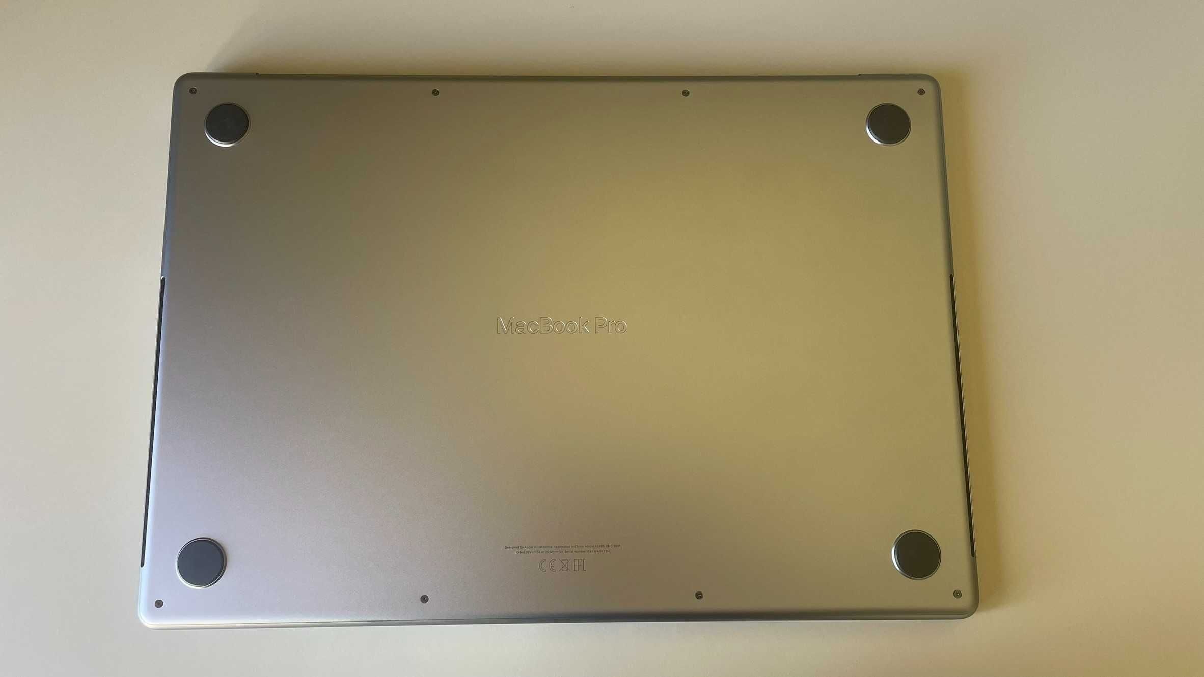 MacBook Pro 16" M1 Max 32GB / 1TB - Space Gray - IMPECÁVEL + CAPA