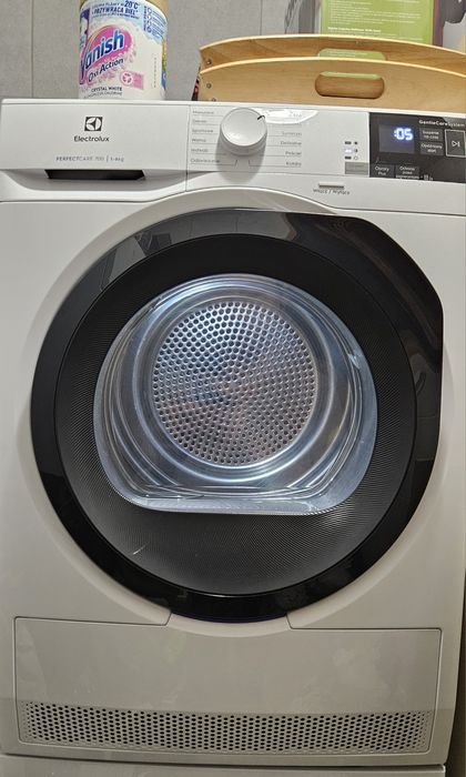 Suszarka ELECTROLUX EW7H458BP PerfectCare