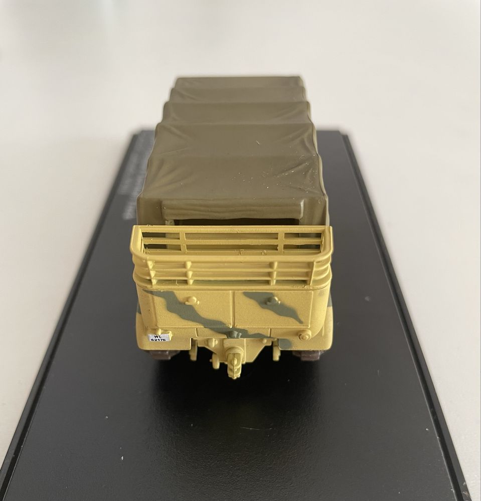 Hobby Master Sd. Kfz.7 German 8 Ton Half Track - model 1:72