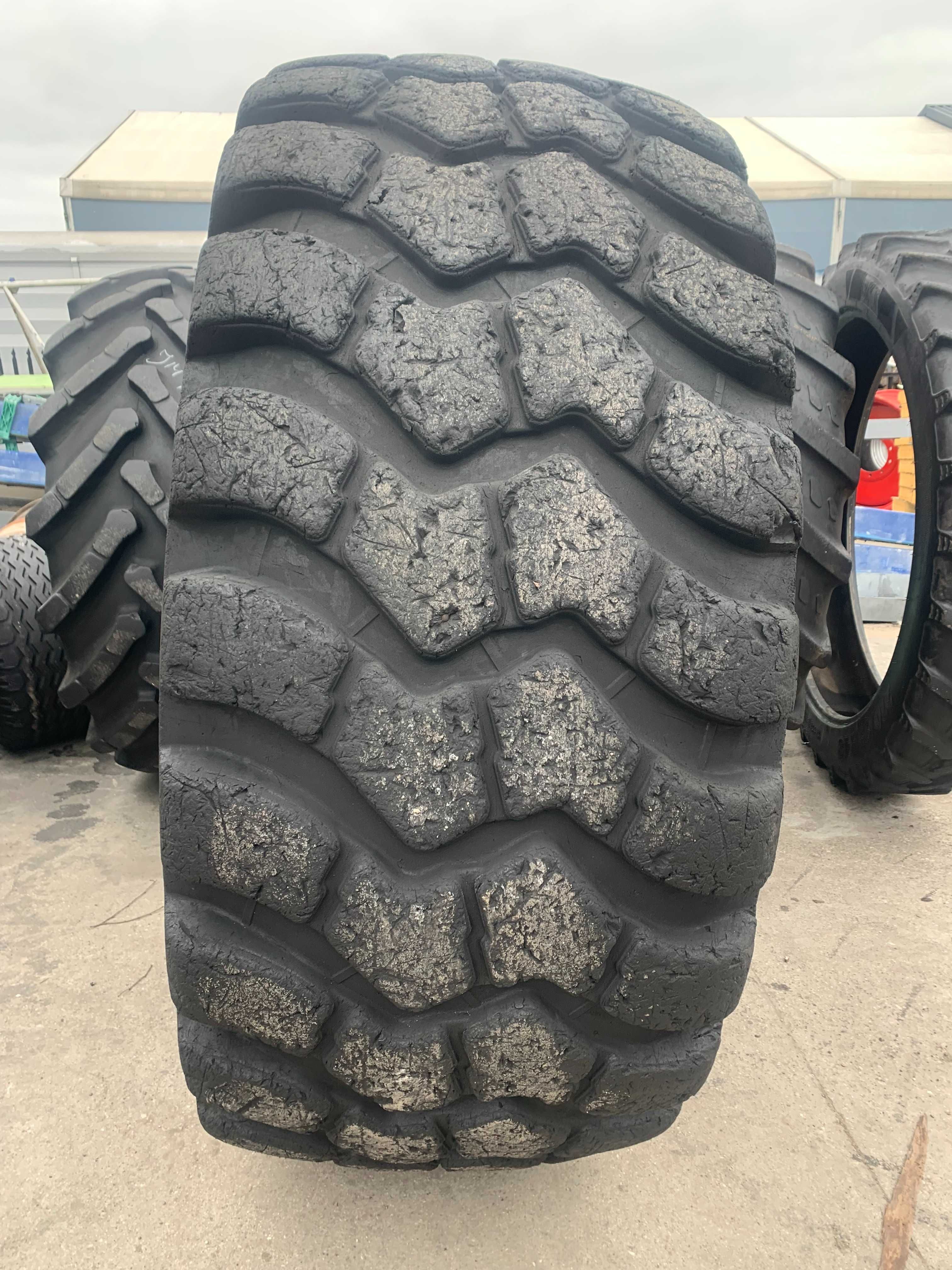 26,5R25 Double REm5 JM746