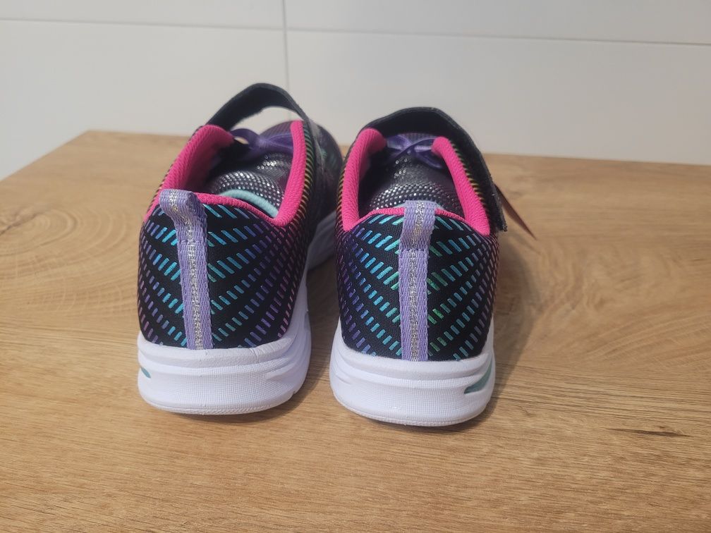 NOWE Skechers adidasy/sneakersy r. 36 wkładka 23 cm świecące S-Lights