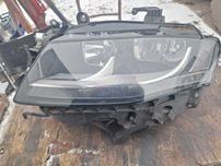 Audi A4 B8 lampa przednia reflektor lewy 8K0  941005 kompletny z ramką