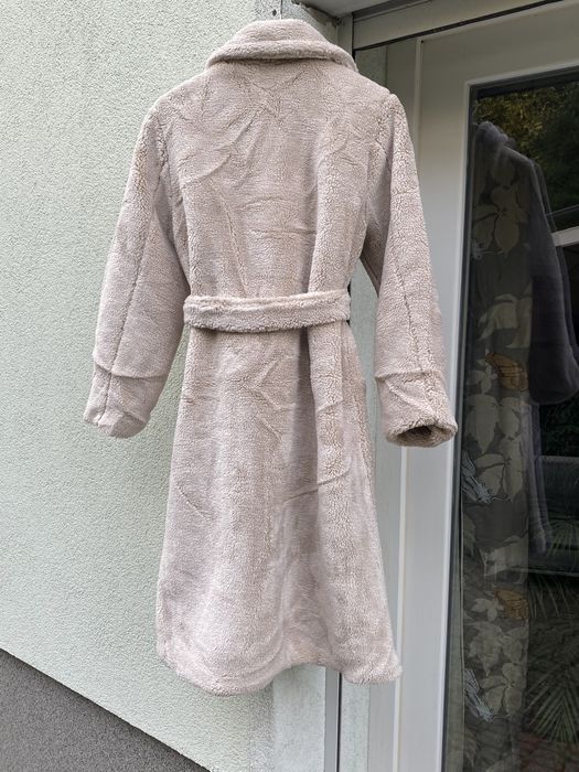 Beżowy kremowy pluszowy płaszcz teddy coat oversize Blue Deise
