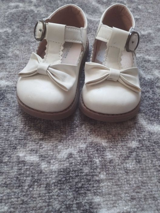 Туфлі для дівчаток