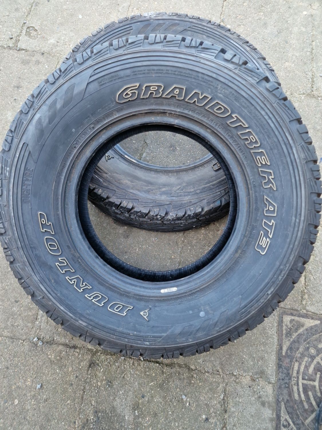 Opony letnie 235/75/15 Dunlop Grandtrek At3 4x4 SUW 2szt