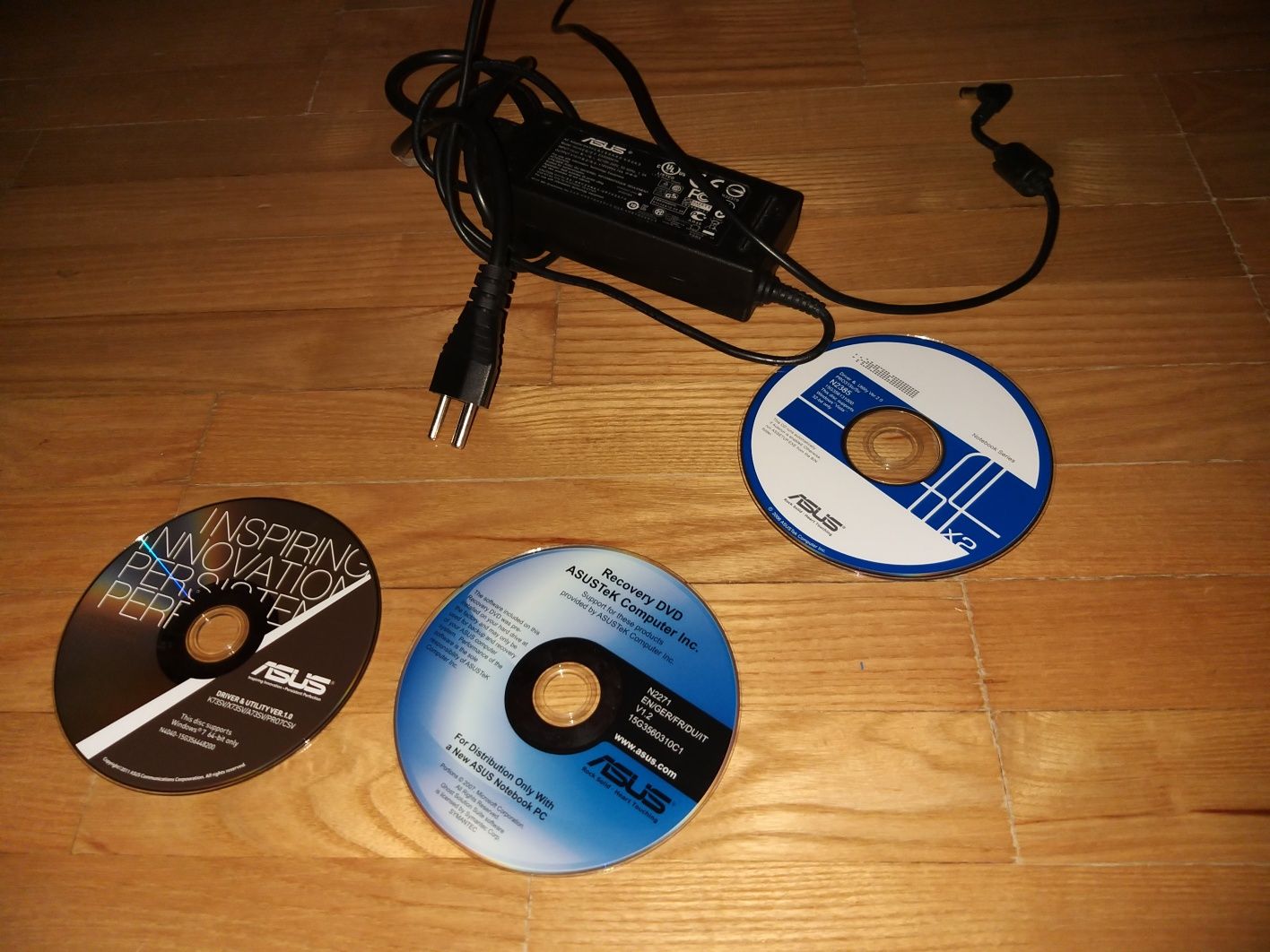 Piękny laptop Asus K73SV