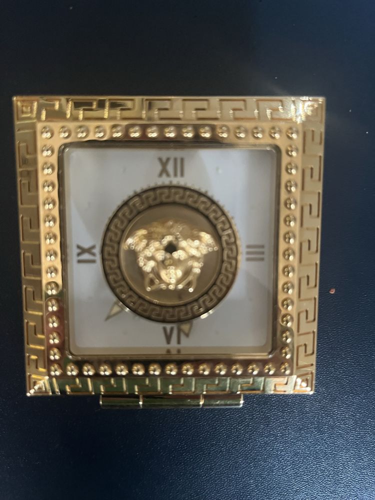 Gianni Versace oryginalny zegarek stołowy - unikat