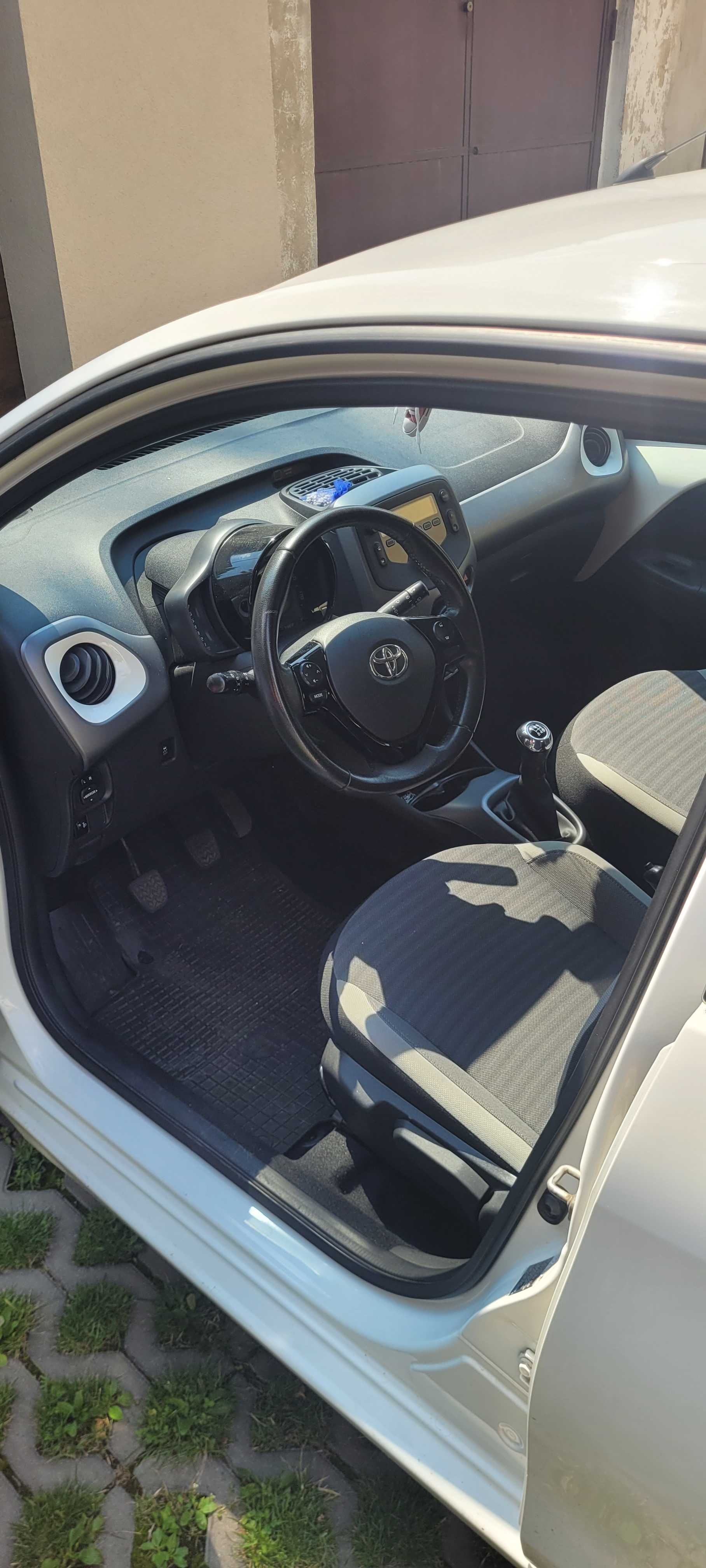 Toyota Aygo 2018r niski przebieg