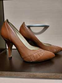 Туфлі каблук коричневі