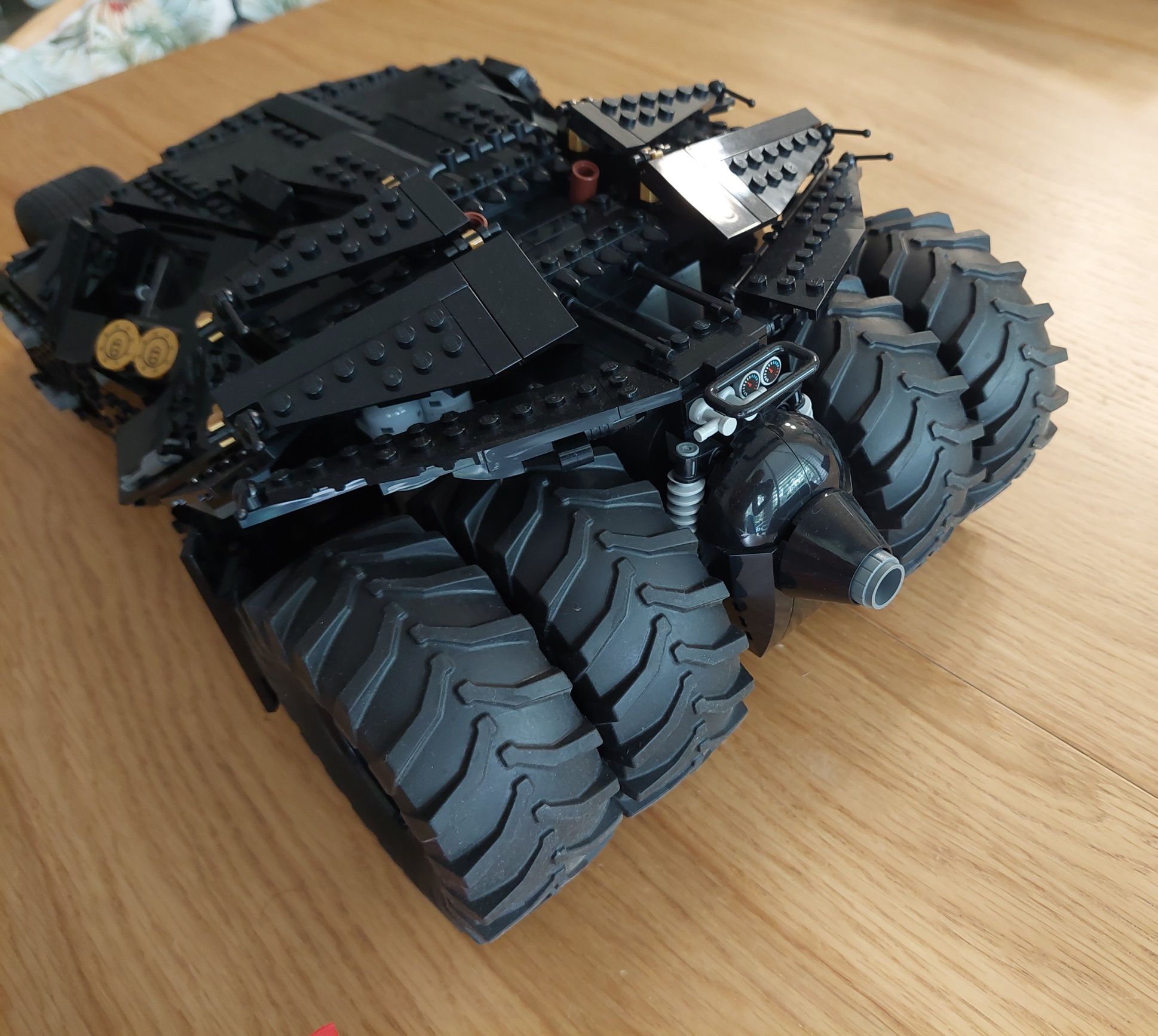 LEGO Super Heroes 76240 Batmobil Tumbler OKAZJA