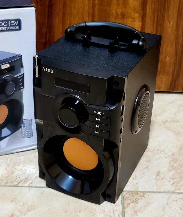 Przenośny głośnik speaker A100
