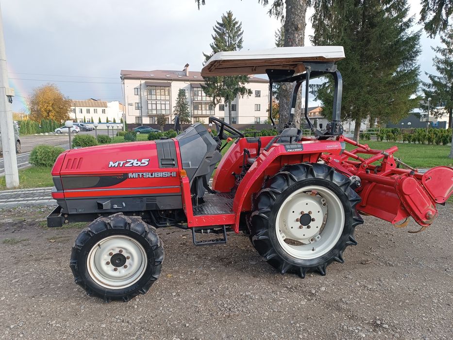 Японський мінітрактор.Трактор  Міцубісі МТ265.
