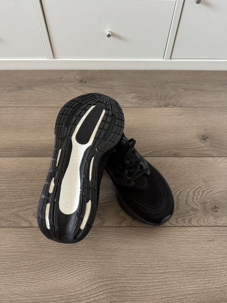Adidas Ultraboost Ligh оригінал 38,5р