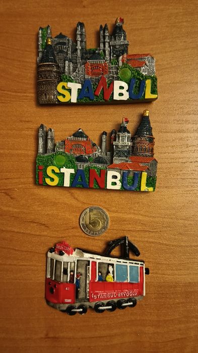 Magnesy na lodówkę z krajów europy i świata