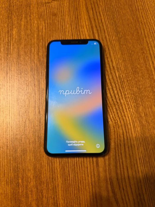 iPhone X 64 gb чорний