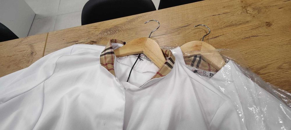 WYPRZEDAŻ EKSPOZYCJI Bluza kucharska damska Robur USTI S, M - nowa