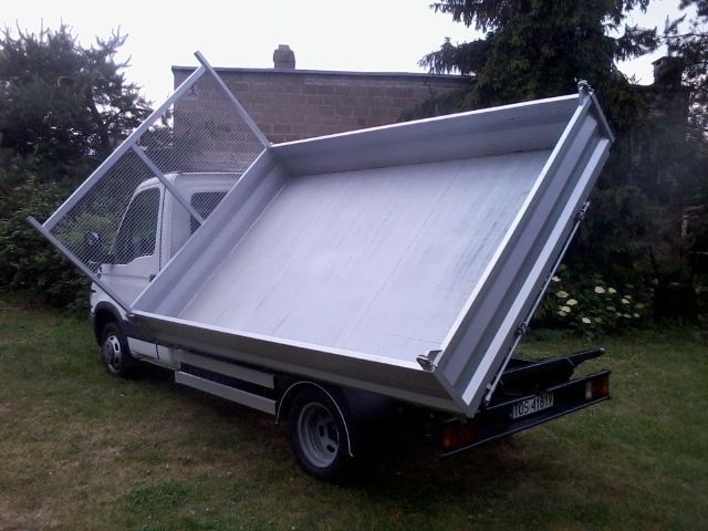 Usługi transportowe wywrotką do 4 ton piach, żwir szlaka ziemia węgiel