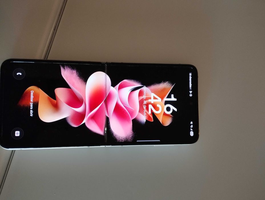 Samsung Galaxy Z Flip 3 5G