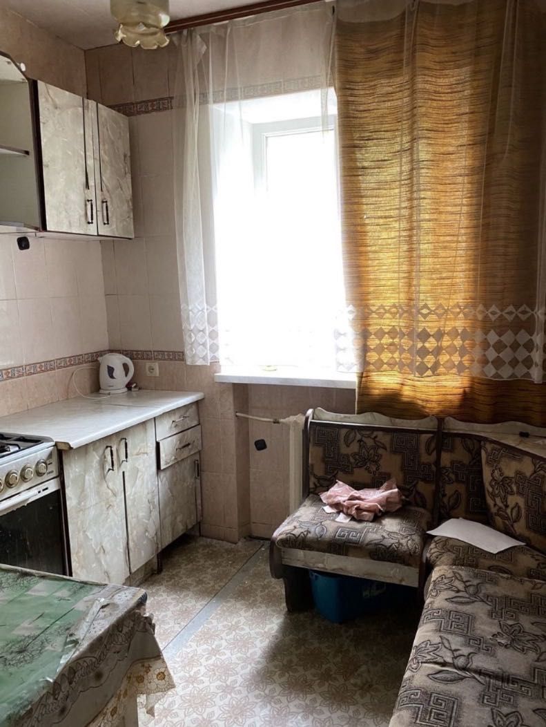 Продам 2  комнатную квартиру Парк Горького ( Марка Твена)