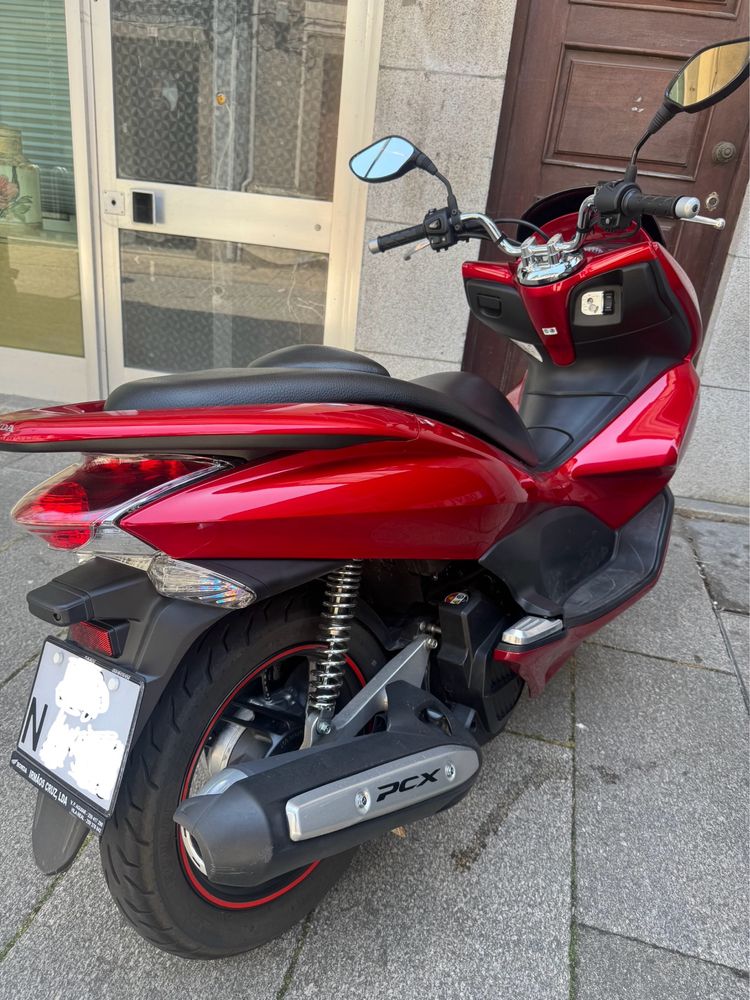 Honda PCX como nova