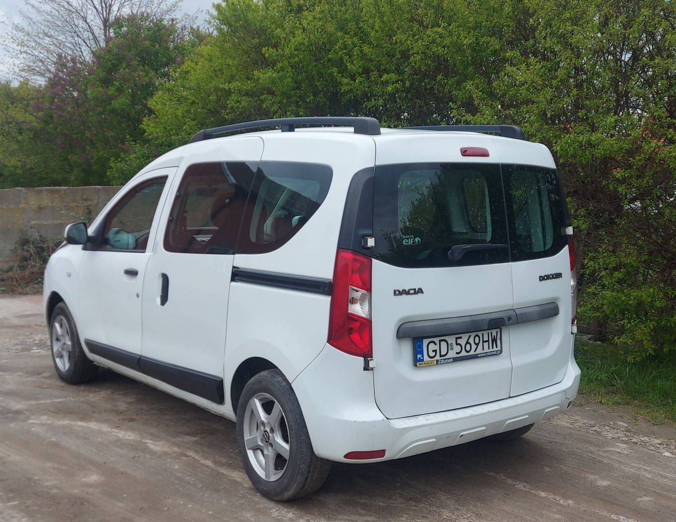 Dacia dokker faktura Vat