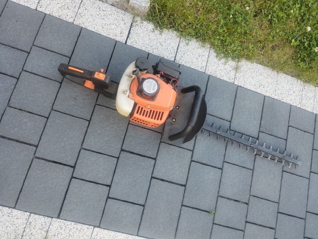 Nożyce do żywopłotu spalinowe
