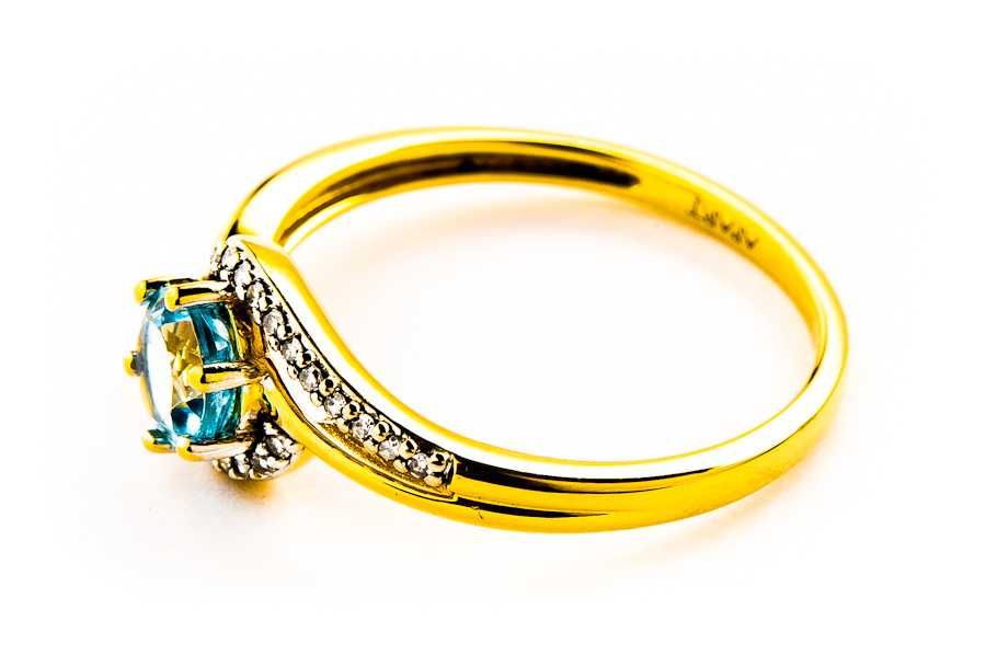 Złoty Pierścionek - APART 2359zł - 14K - 1,80g - TOPAZ I DIAMENTY