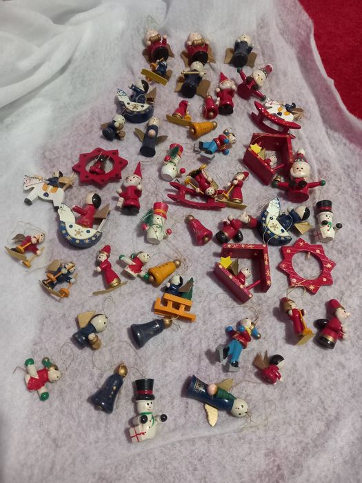 Natal - adornos de árvore de Natal em madeira